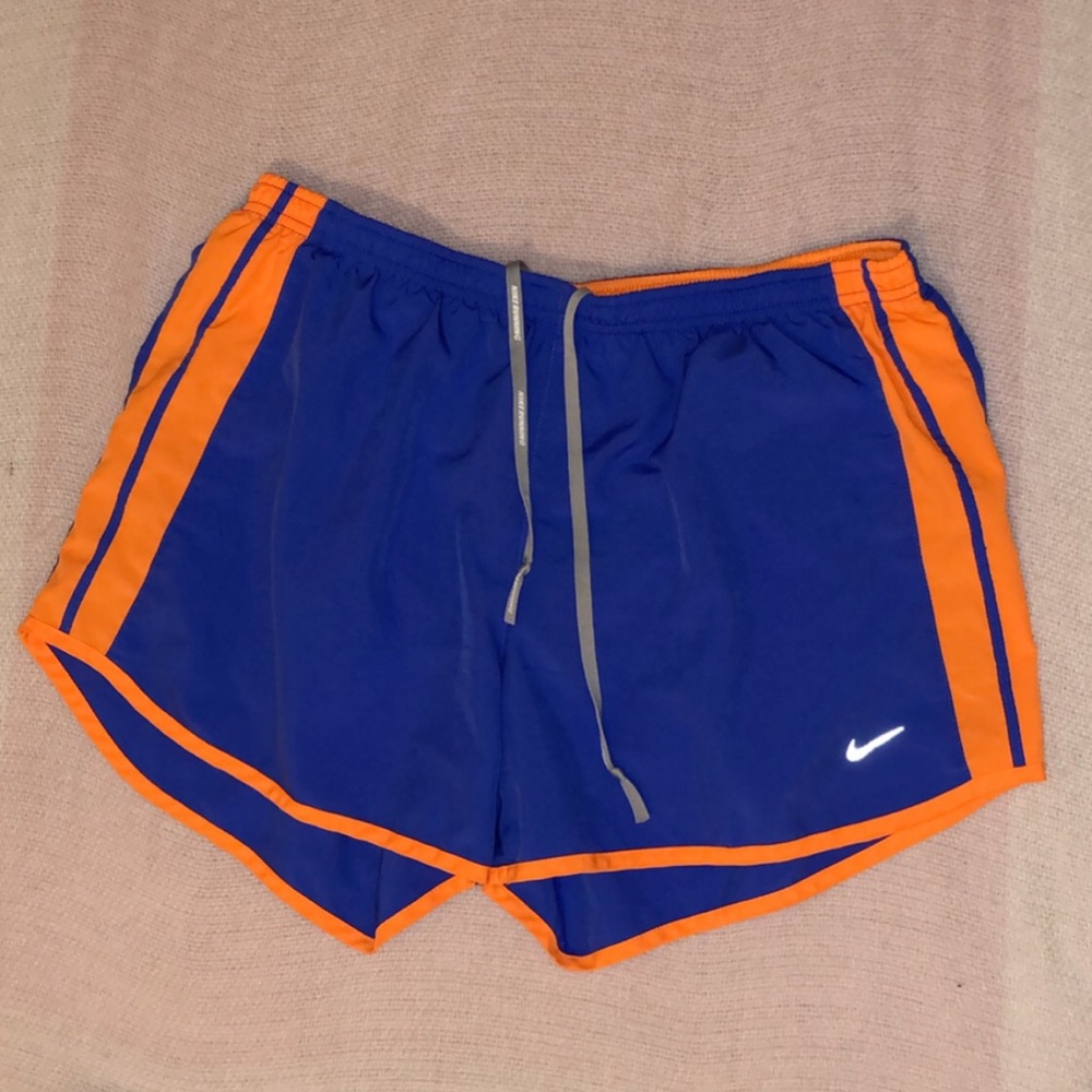 🧡 NIKE Dri-Fit Shorts 🩳